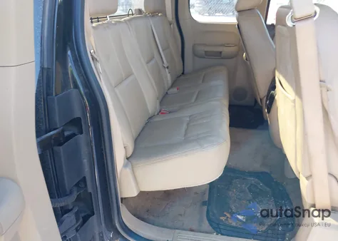 2009 Chevrolet Silverado 1500 Ltz z USA, uszkodzony, nr VIN 1GCEK39059Z268099